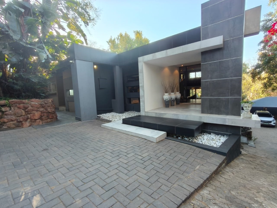 5 Bedroom Property for Sale in Protea Park North West